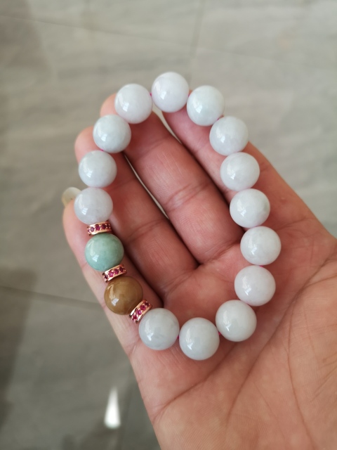 古玩玉器翡翠手串拍賣，當前價格260元