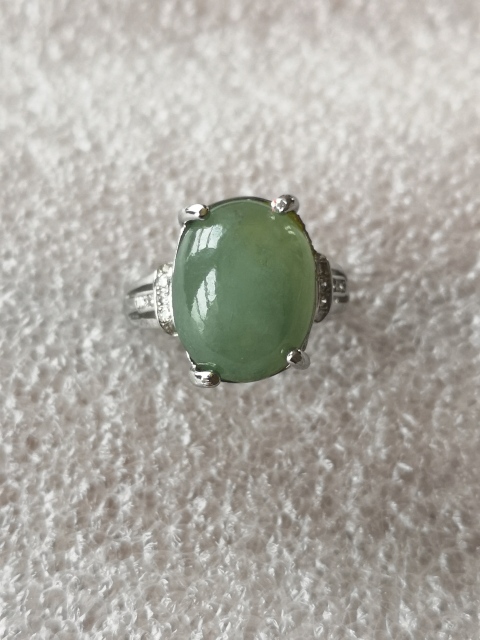 古玩玉器翡翠鑲嵌戒指拍賣,當前價格555元