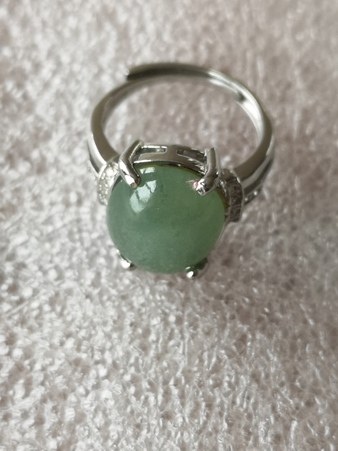 古玩玉器翡翠鑲嵌戒指拍賣,當前價格555元