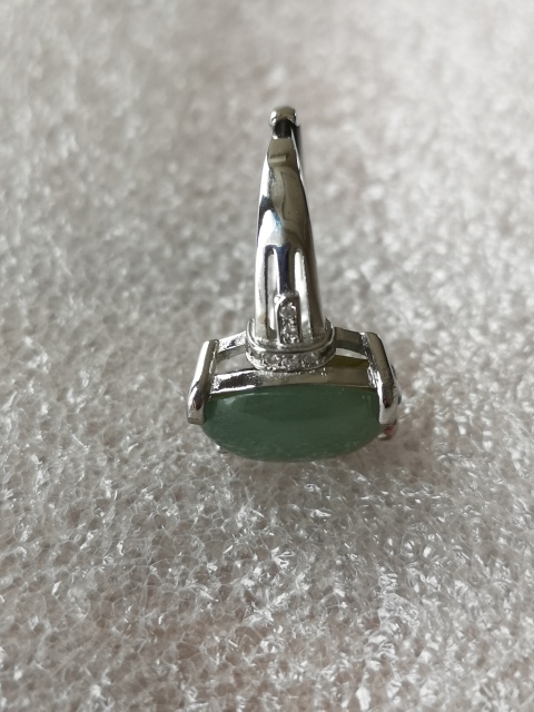 古玩玉器翡翠鑲嵌戒指拍賣,當前價格555元