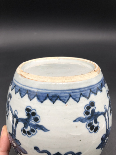 古玩陶瓷雍正青花八寶紋罐拍賣,當前價格3999元