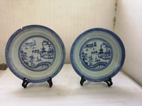 古玩陶瓷樓臺亭閣山水紋青花盤拍賣,當前價格450元
