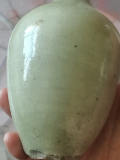 古玩陶瓷清早期青釉瓶，賠本出急用錢高檔藏品沒有裂，沒有碰拍賣，當前價格1899元