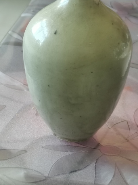 古玩陶瓷清早期青釉瓶，賠本出急用錢高檔藏品沒有裂，沒有碰拍賣，當前價格1899元