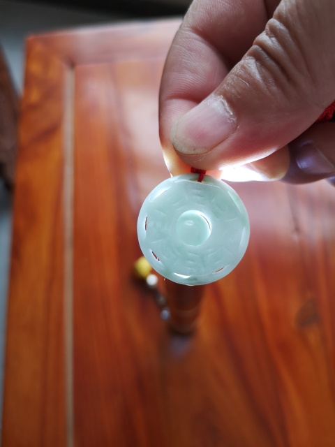 古玩玉器翡翠八卦轉(zhuǎn)心佩拍賣，當(dāng)前價(jià)格198元