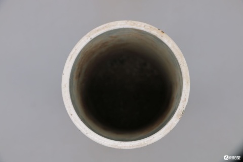 古玩陶瓷民國(guó)淺降彩花鳥(niǎo)紋帽筒拍賣(mài),當(dāng)前價(jià)格1888元