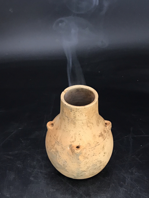 古玩陶瓷宋代鶴首素胎彩繪花卉紋香薰已實物保真拍賣，當前價格4800元