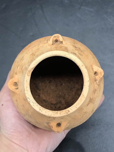 古玩陶瓷宋代鶴首素胎彩繪花卉紋香薰已實物保真拍賣，當前價格4800元