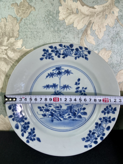 古玩陶瓷清雍正乾隆時期竹石牡丹紋青花盤拍賣,當前價格1999元