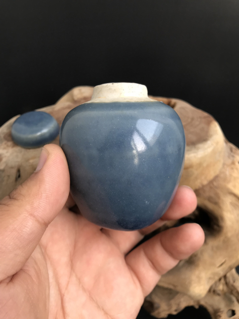 古玩陶瓷清乾隆霽藍釉砂口小蓋罐拍賣，當前價格5000元