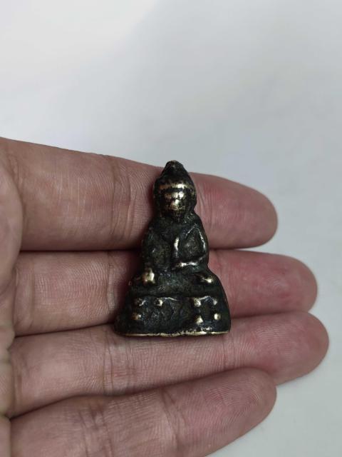 古玩陶瓷清代黃銅小**佛造像拍賣,當前價格1000元