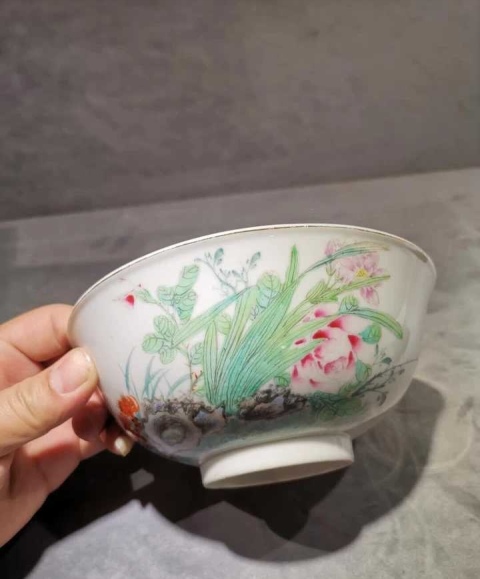 古玩陶瓷江西瓷業公司款粉彩花卉紋碗拍賣，當前價格9999元