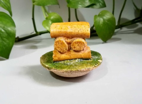 古玩陶瓷明代三彩精美糕點供盤拍賣，當前價格150元