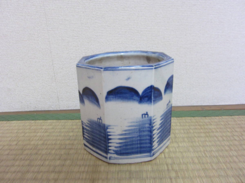 古玩陶瓷山水紋青花筆筒拍賣,當前價格600元
