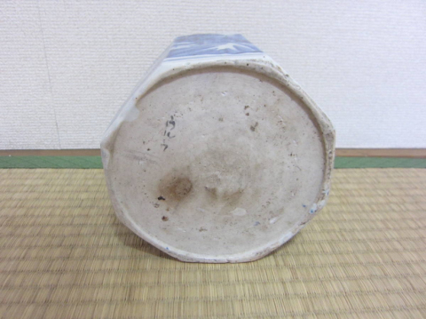 古玩陶瓷山水紋青花筆筒拍賣,當前價格600元
