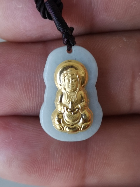 古玩玉器觀音拍賣，當前價格120元