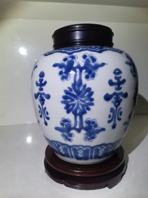 古玩陶瓷青花花間壽蓋罐拍賣,當前價格6666元