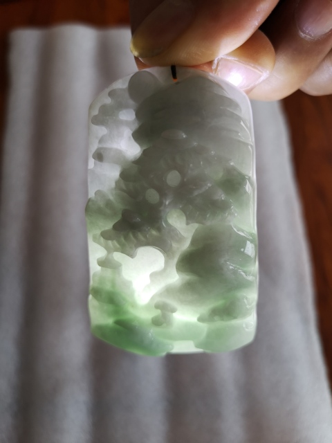 古玩玉器翡翠山水牌拍賣，當前價格680元
