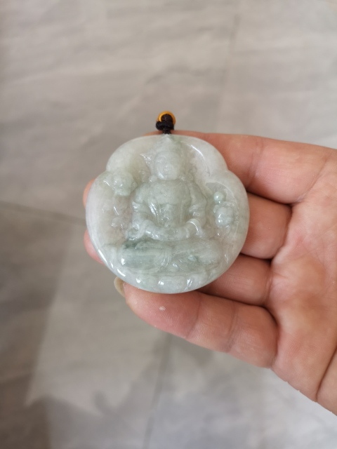 古玩玉器翡翠觀音拍賣,當前價格550元