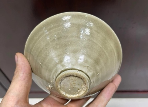 古玩陶瓷宋代,耀州窯,青瓷斗笠盞拍賣,當前價格6666元