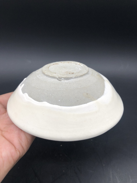 古玩陶瓷宋磁州窯白釉盞(玉璧底)拍賣，當前價格999元