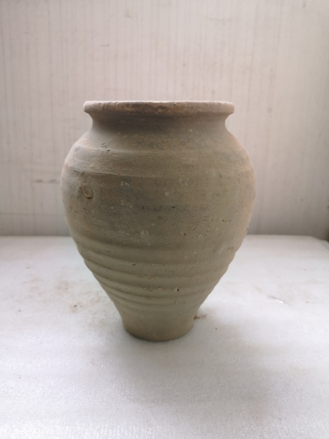 古玩陶瓷元代陶罐拍賣,當(dāng)前價格550元