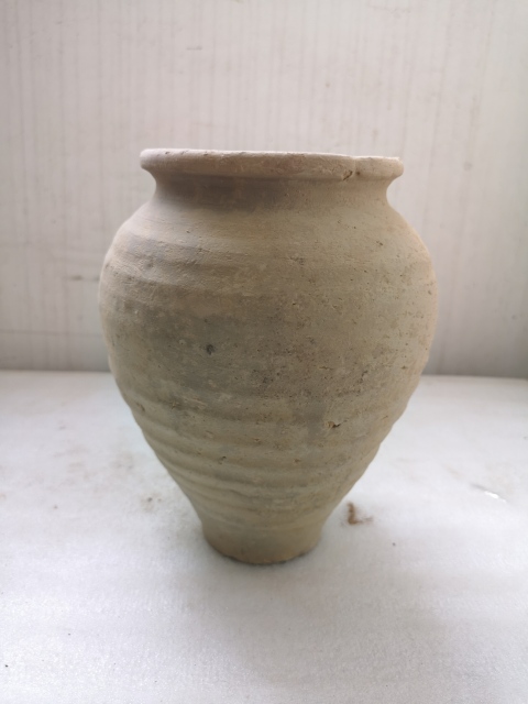 古玩陶瓷元代陶罐拍賣,當(dāng)前價格550元