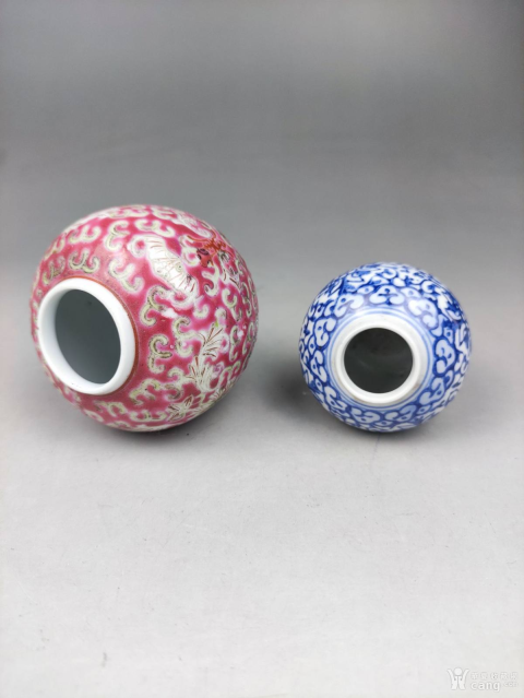 古玩陶瓷小罐2個拍賣,當前價格299元