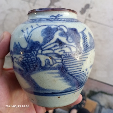 古玩陶瓷清中期傳世之寶青花山水人頭罐拍賣,當前價格388元