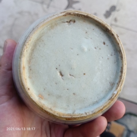 古玩陶瓷清中期傳世之寶青花山水人頭罐拍賣,當前價格388元