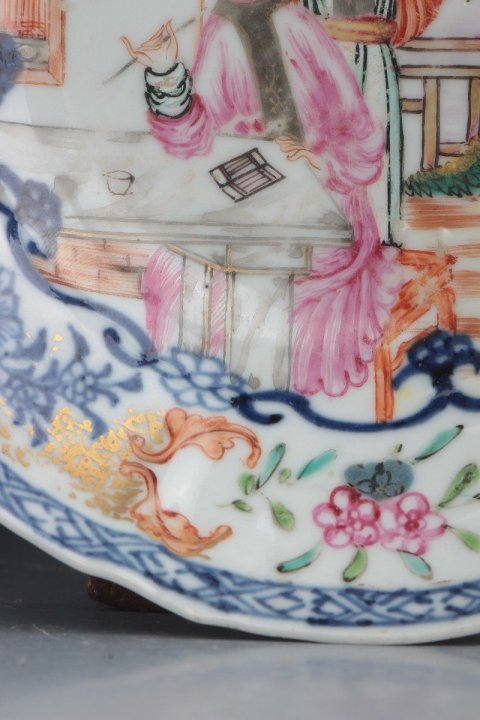 古玩陶瓷【4032】清乾隆 青花加彩庭院嬰戲紋花口盤拍賣,當前價格3180元