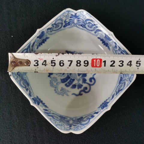 古玩陶瓷【五良大甫】晚清民國(guó) 四方窩角青花碗拍賣(mài),當(dāng)前價(jià)格656元