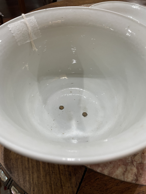 古玩陶瓷晚清民國·青花雙龍戲珠紋花盆連托(道光官窯款)拍賣,當前價格22000元