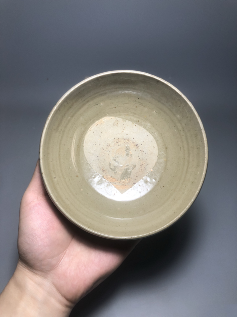 古玩陶瓷【元代】龍泉青瓷唇口碗拍賣，當前價格999元