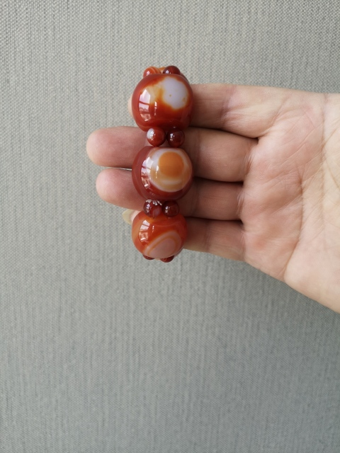 古玩玉器瑪瑙手串拍賣,當前價格450元