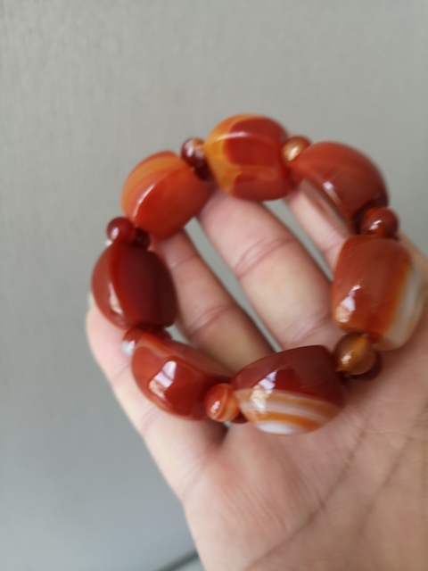 古玩玉器瑪瑙手串拍賣,當前價格450元