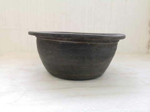 古玩陶瓷地方窯口黑陶漏盆拍賣，當前價格550元