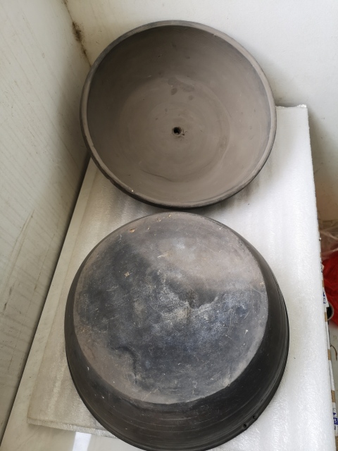 古玩陶瓷灰陶刻劃水波紋蓋盆拍賣，當前價格1100元