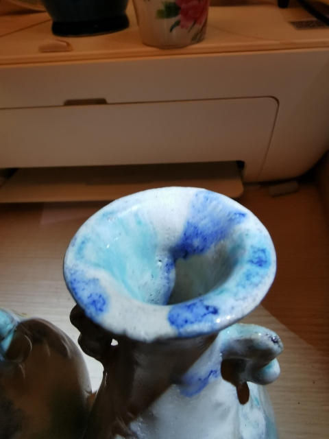 古玩陶瓷石灣窯梅枝耳連座瓶一對拍賣，當前價格3999元