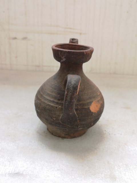 古玩陶瓷清代陶小執壺拍賣,當前價格480元