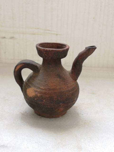 古玩陶瓷清代陶小執壺拍賣,當前價格480元