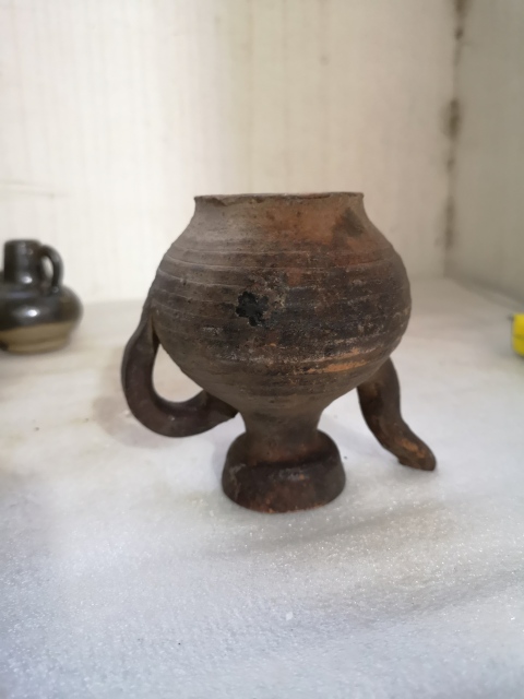 古玩陶瓷清代陶小執壺拍賣,當前價格480元