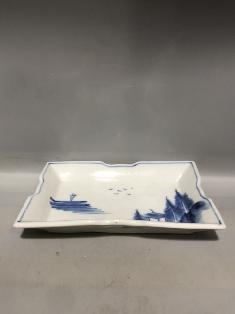 古玩陶瓷民國(guó)風(fēng)光亭宇青花方盤拍賣,當(dāng)前價(jià)格450元