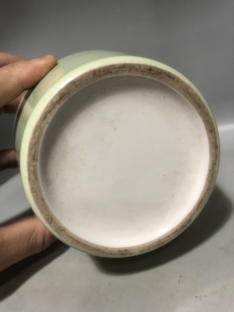 古玩陶瓷豆青釉搖鈴尊拍賣,當前價格868元