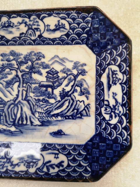 古玩陶瓷山水紋青花八角盤拍賣,當前價格260元