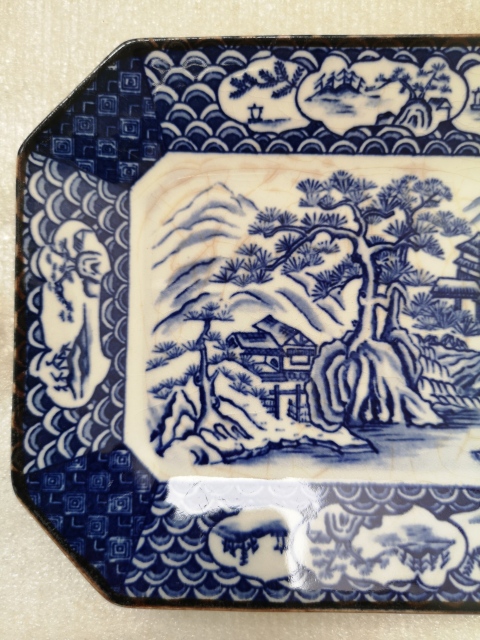 古玩陶瓷山水紋青花八角盤拍賣,當前價格260元