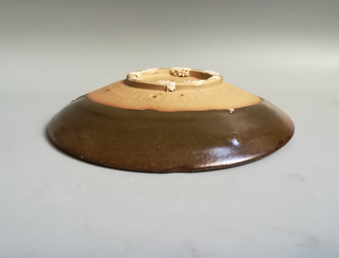 古玩陶瓷明代磁州窯茶葉末釉盤拍賣，當前價格999元