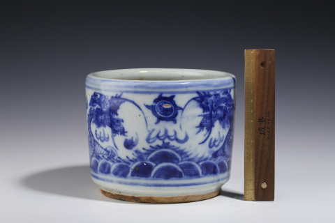 古玩陶瓷清晚·青花雙龍戲珠紋筒式爐拍賣，當(dāng)前價格3698元