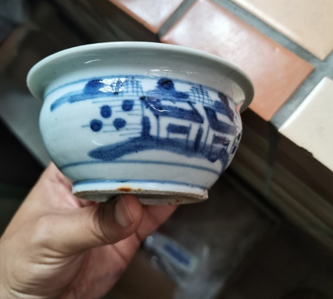 古玩陶瓷清中期山水紋青花圈足缽式香爐拍賣，當前價格0元