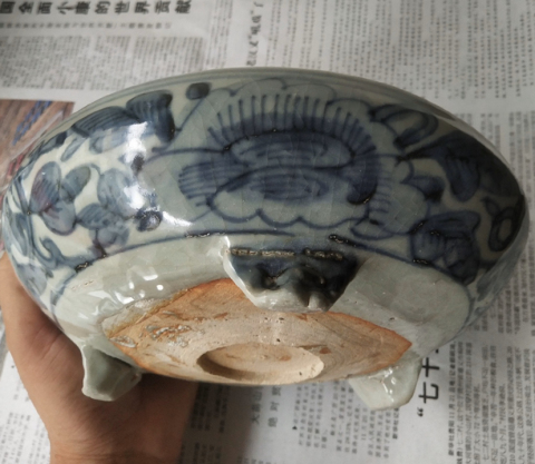 古玩陶瓷青花花卉紋三足洗式爐拍賣，當(dāng)前價格23000元